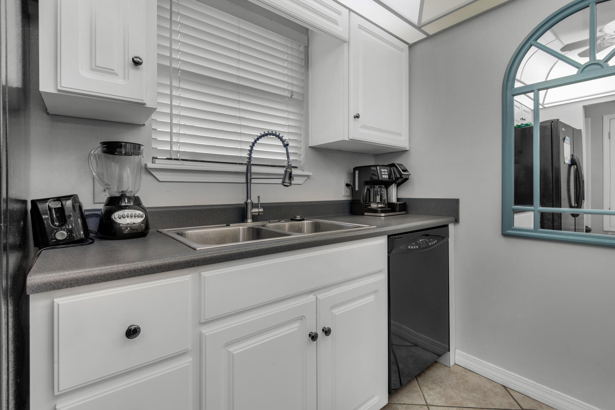 SUGAR BEACH T/H - Residential