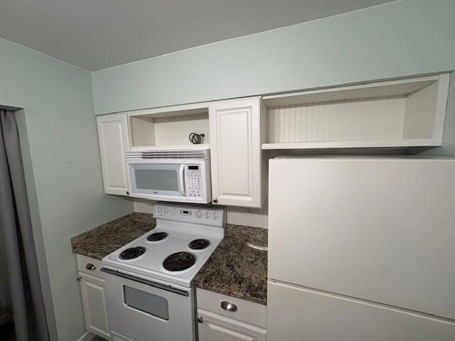 CEDARS CONDO - Residential Lease