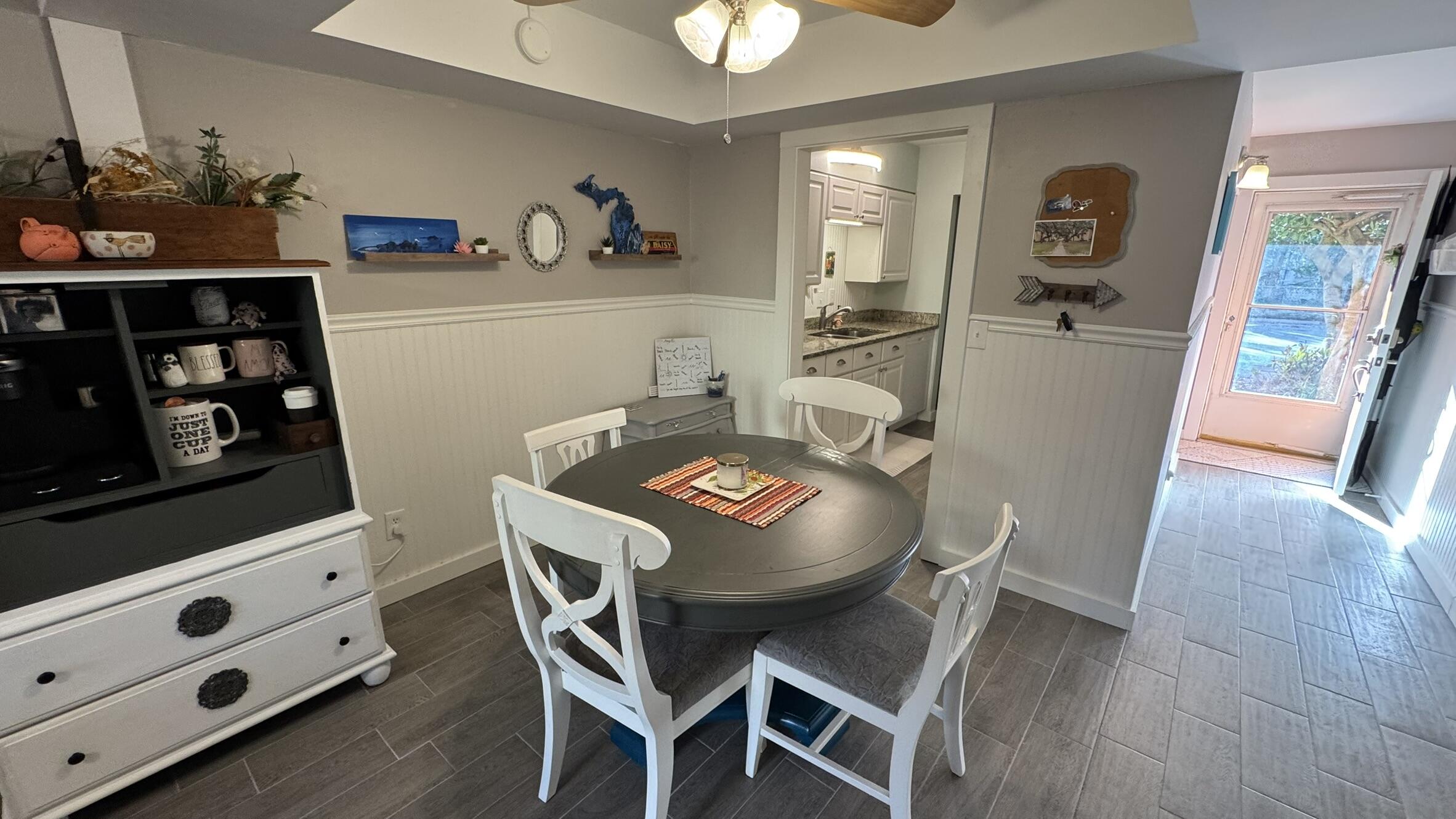 CEDARS CONDO - Residential Lease