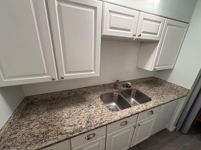 CEDARS CONDO - Residential Lease