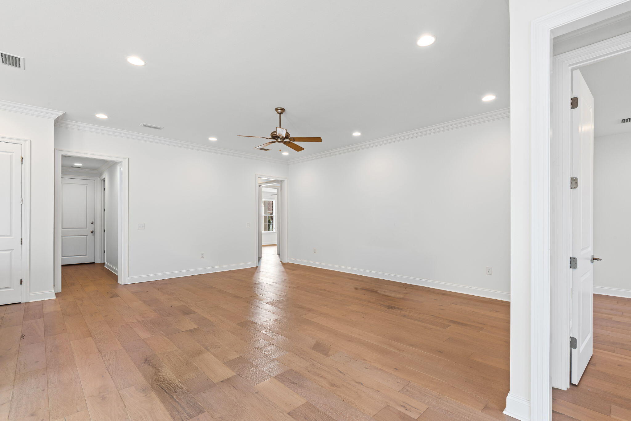 MAGNOLIA WOODS - Residential