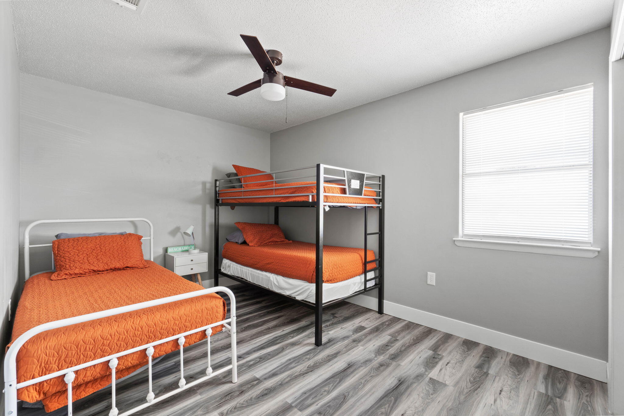 SCOTTWOOD - Residential