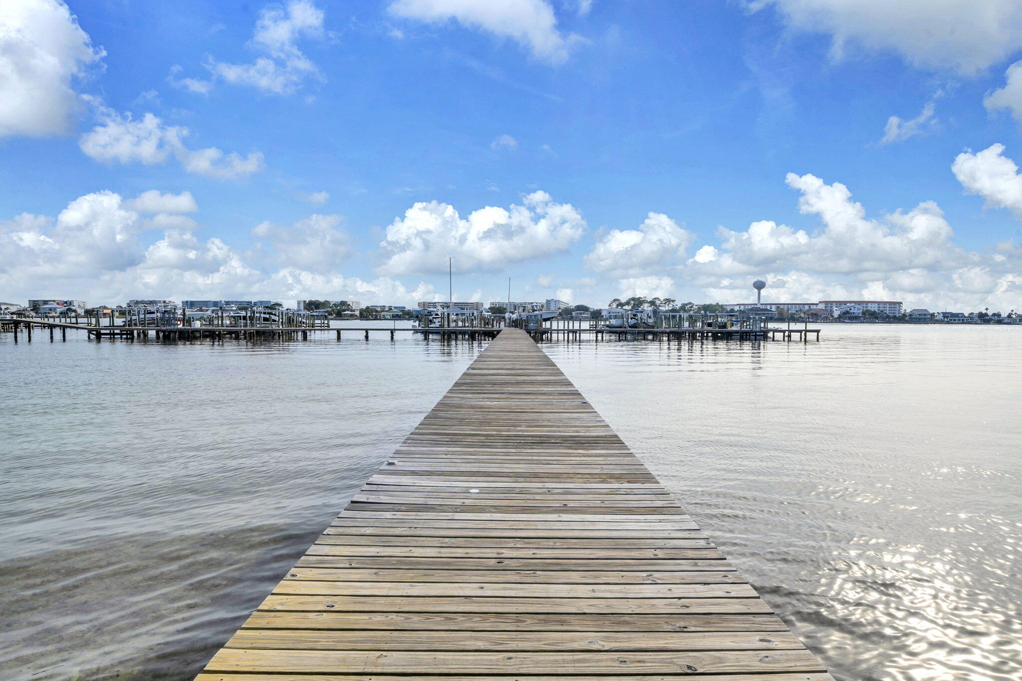 PIRATES BAY PH 1 - Residential