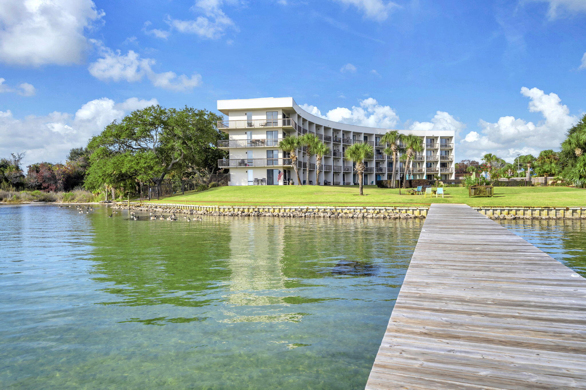 PIRATES BAY PH 1 - Residential