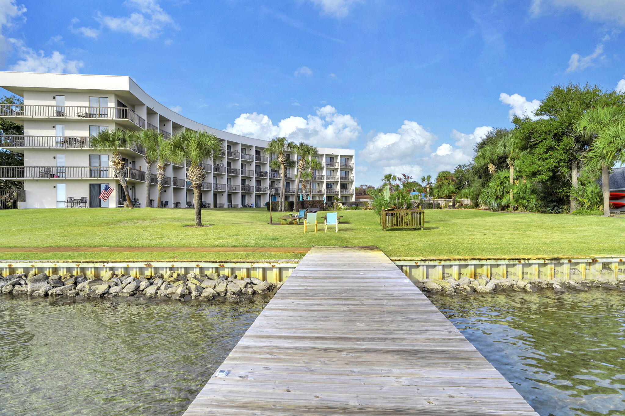 PIRATES BAY PH 1 - Residential