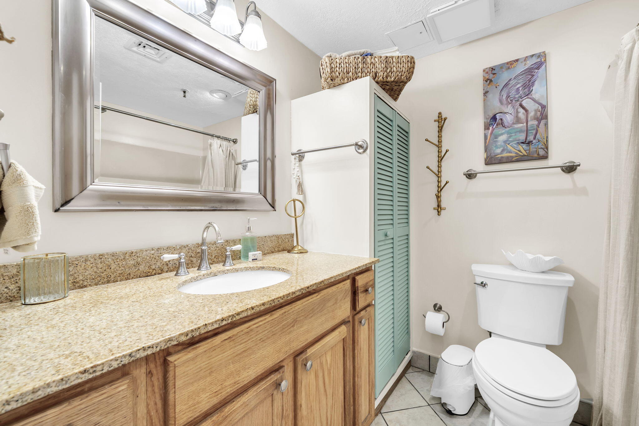 PIRATES BAY PH 1 - Residential