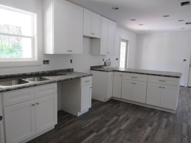 Ten Lake Estates , Unit 1 - Residential