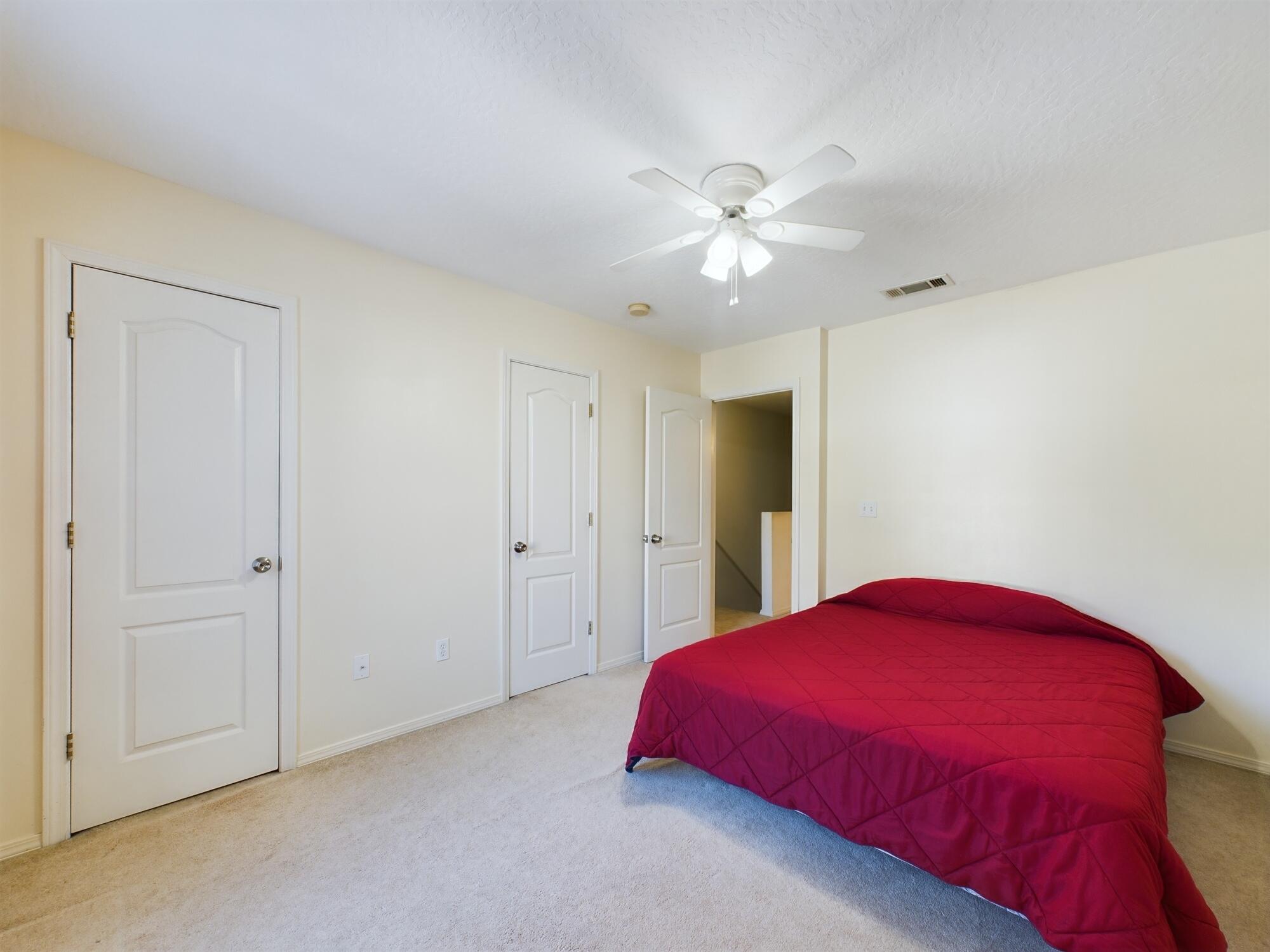 SHAY LIN TOWNHOMES - Residential