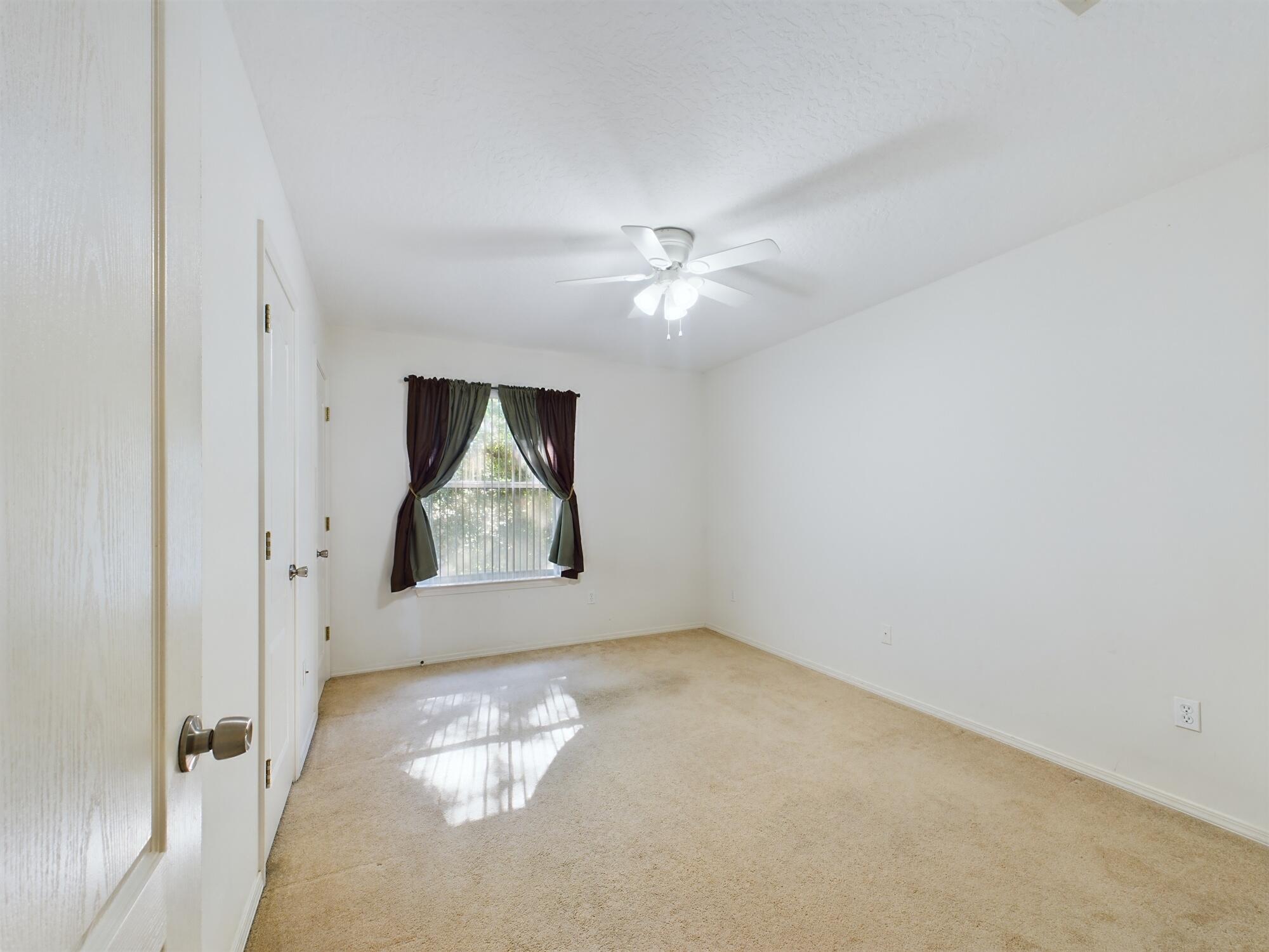 SHAY LIN TOWNHOMES - Residential