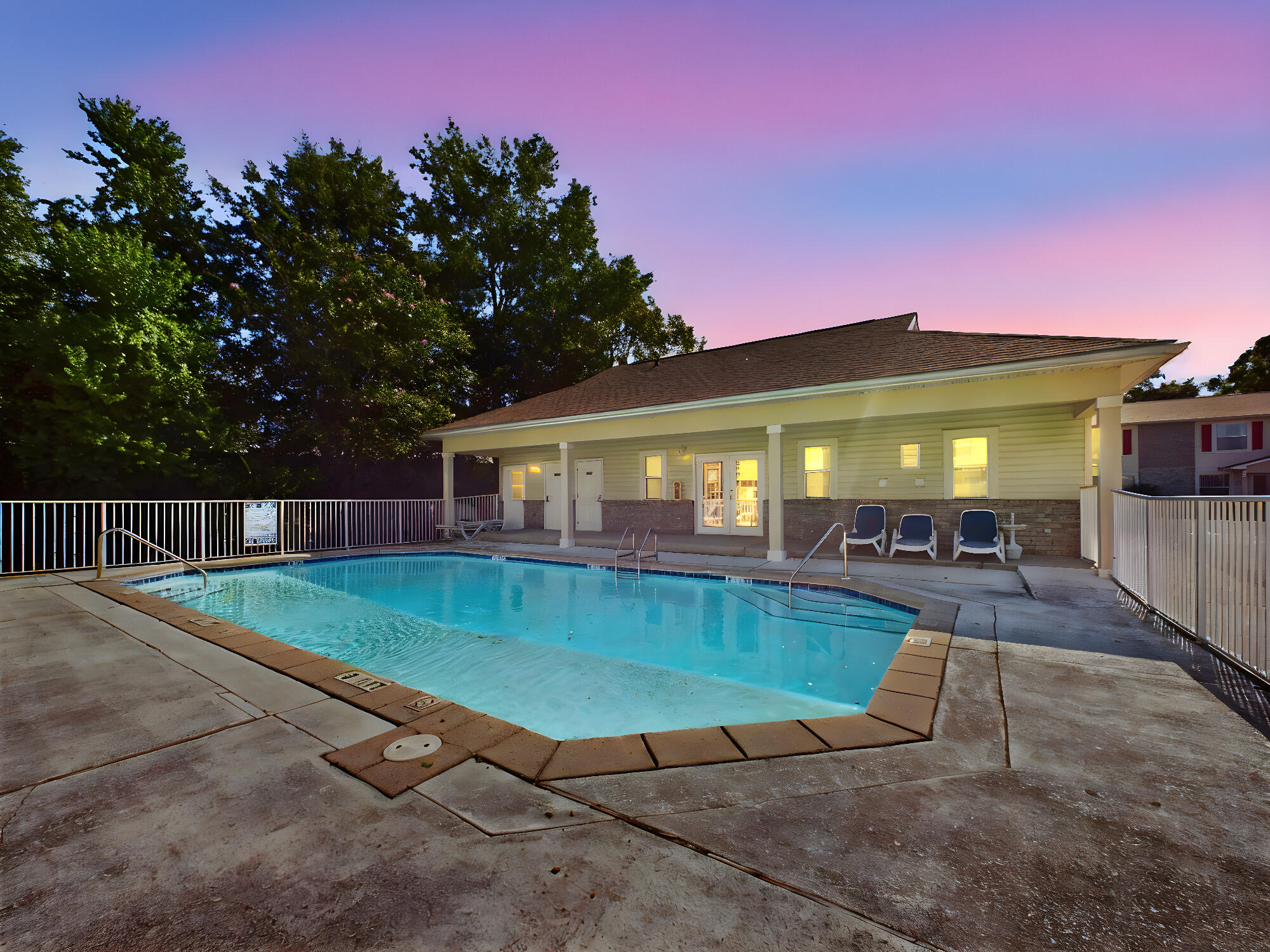 SHAY LIN TOWNHOMES - Residential