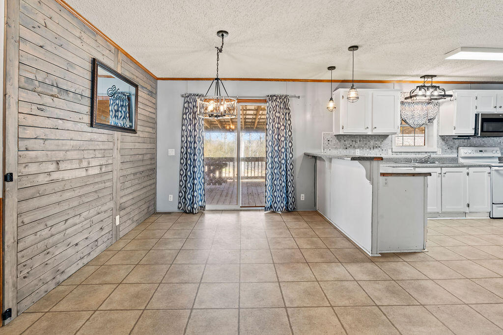 NONESUCH WAY - Residential