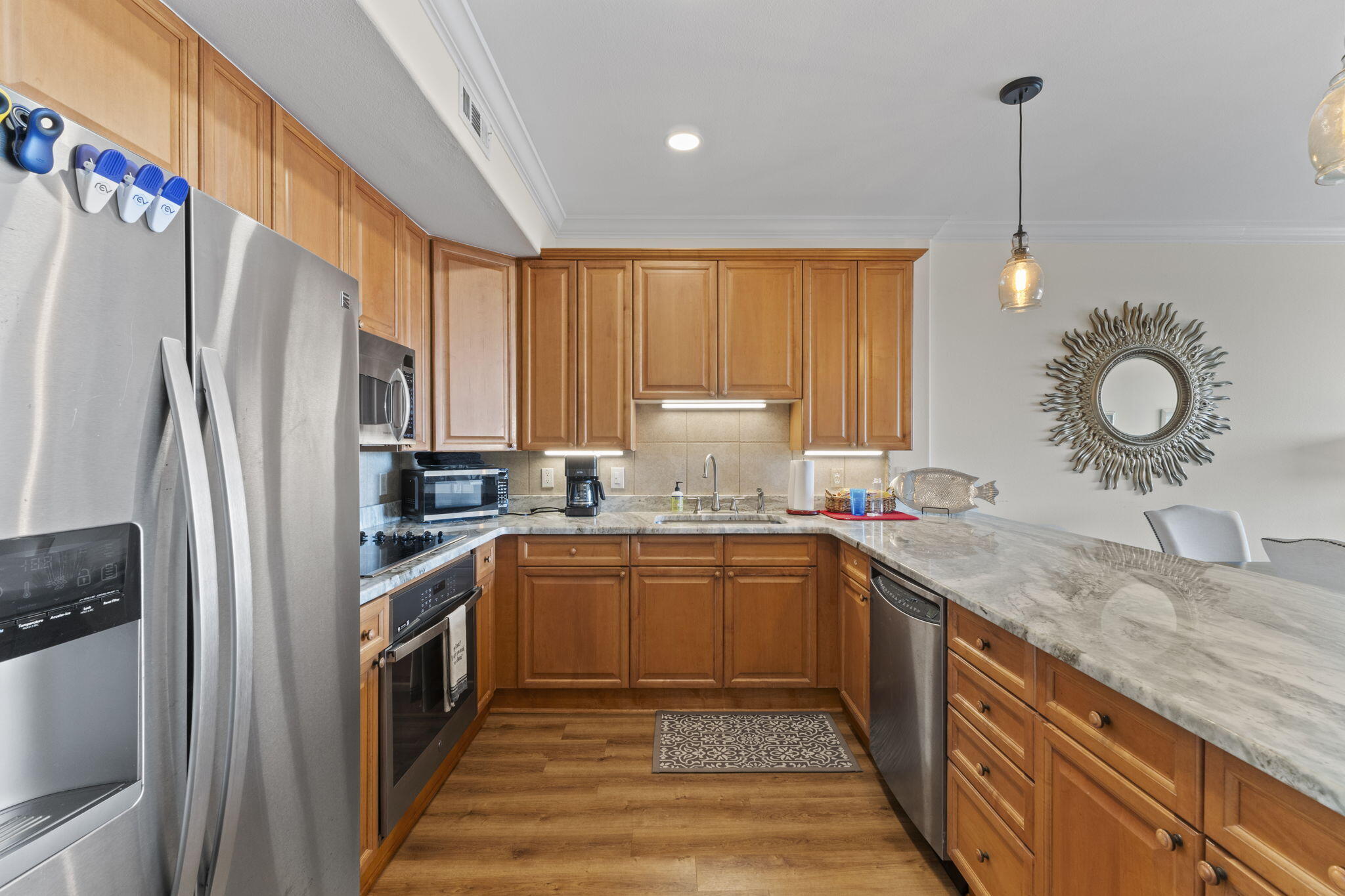 Laguna Pointe - Residential