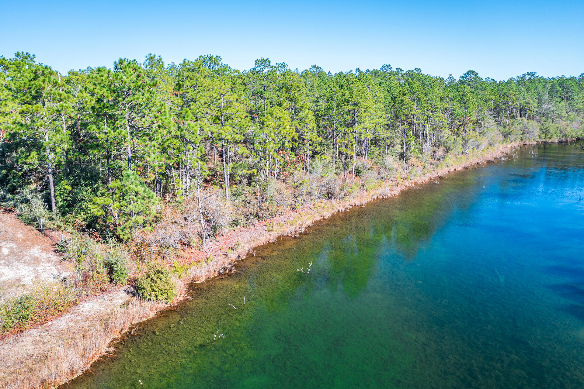 METES & BOUNDS - Land