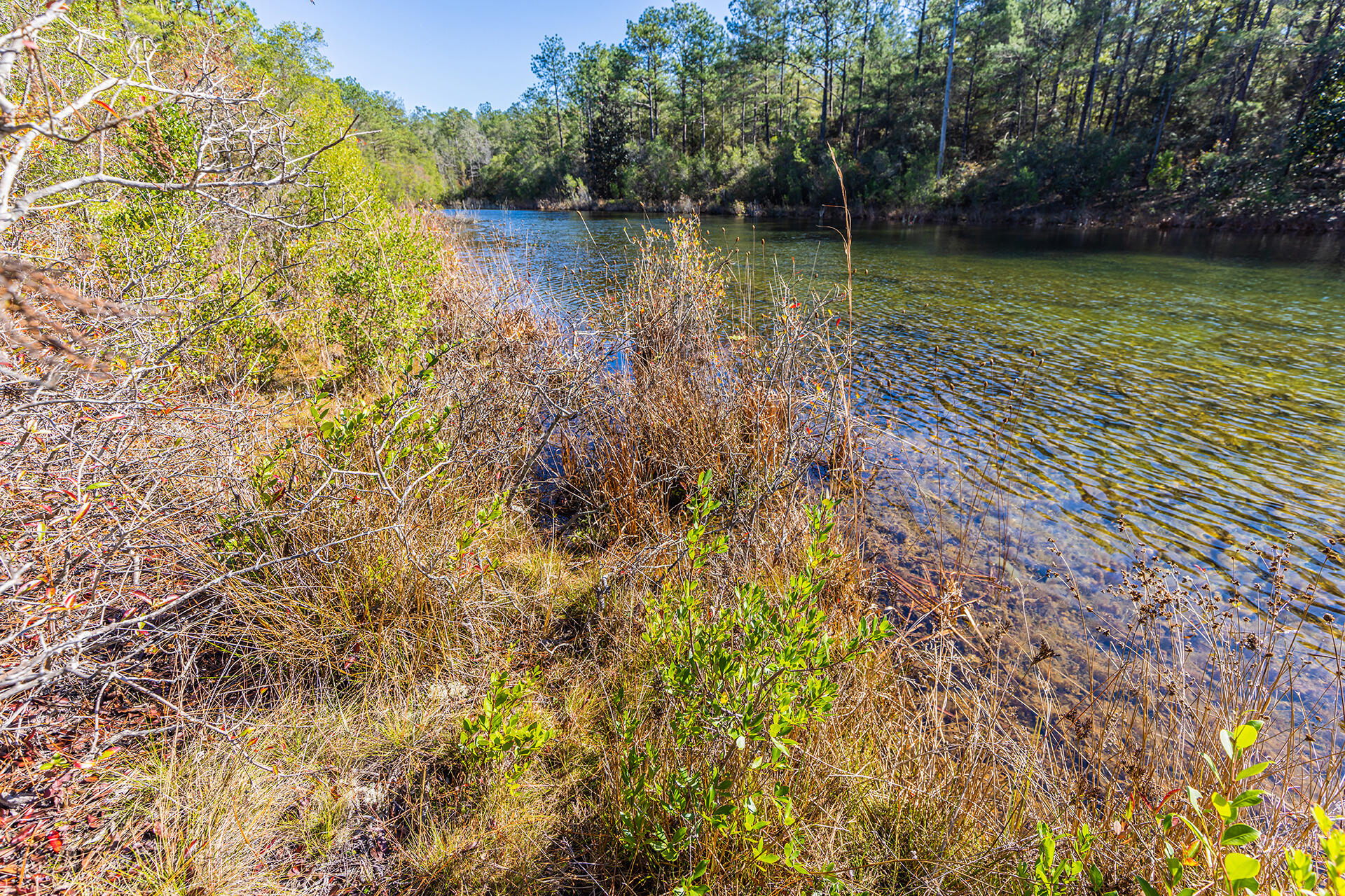 METES & BOUNDS - Land