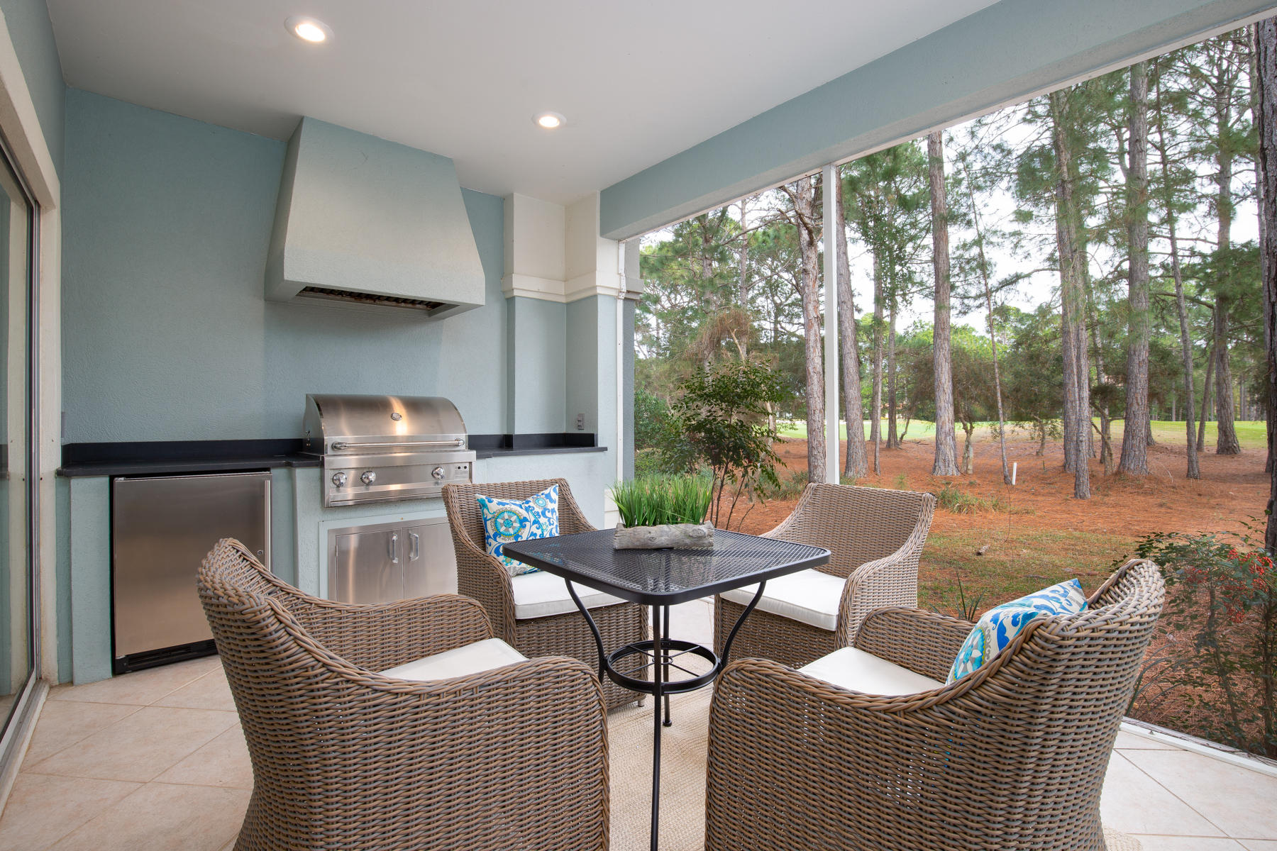 BURNT PINE - Residential