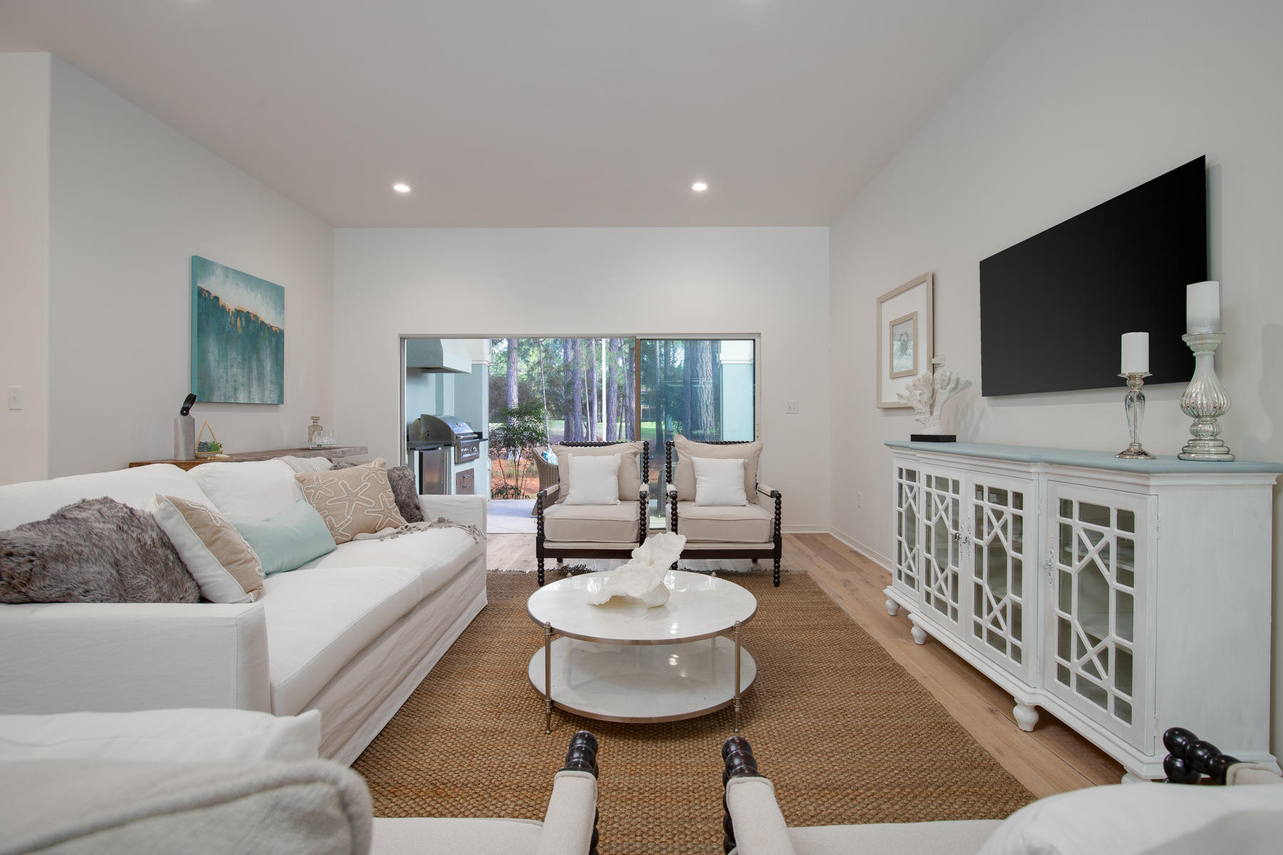 BURNT PINE - Residential