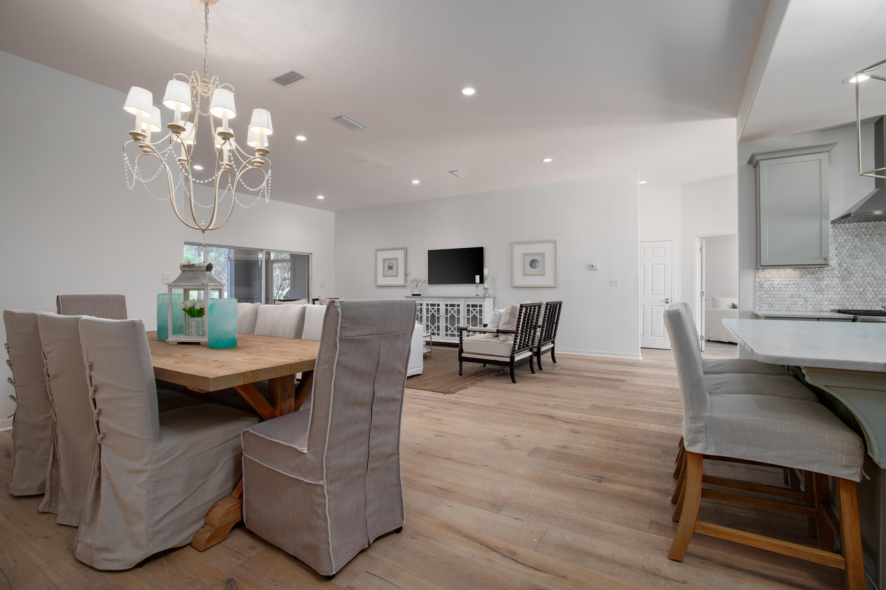 BURNT PINE - Residential