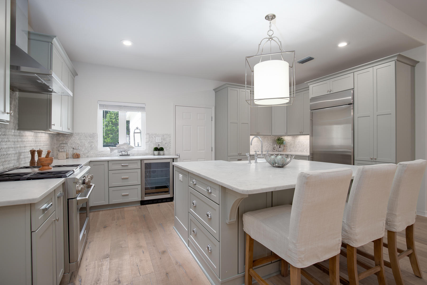 BURNT PINE - Residential