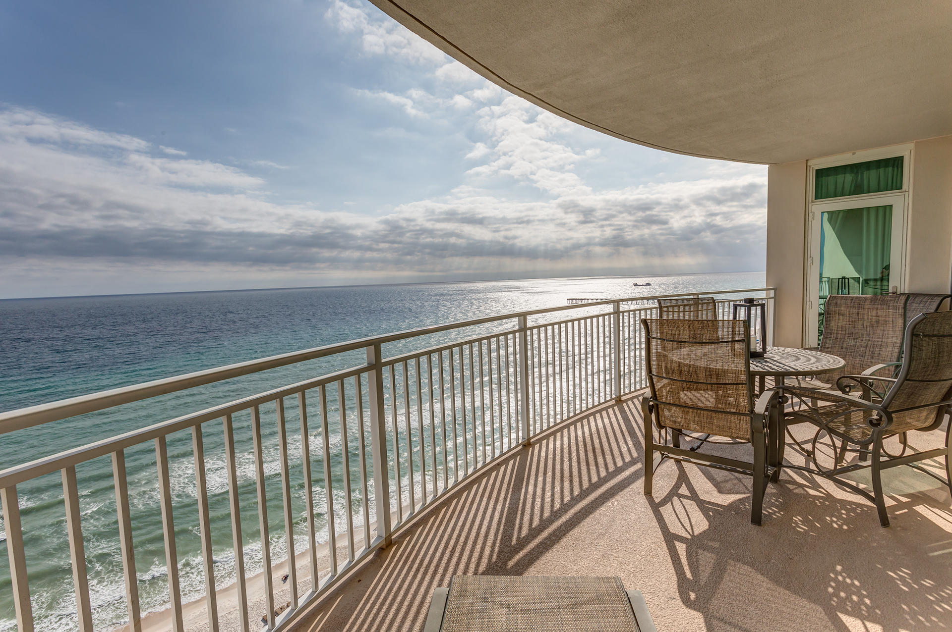 AQUA Beachside Resort - Residential