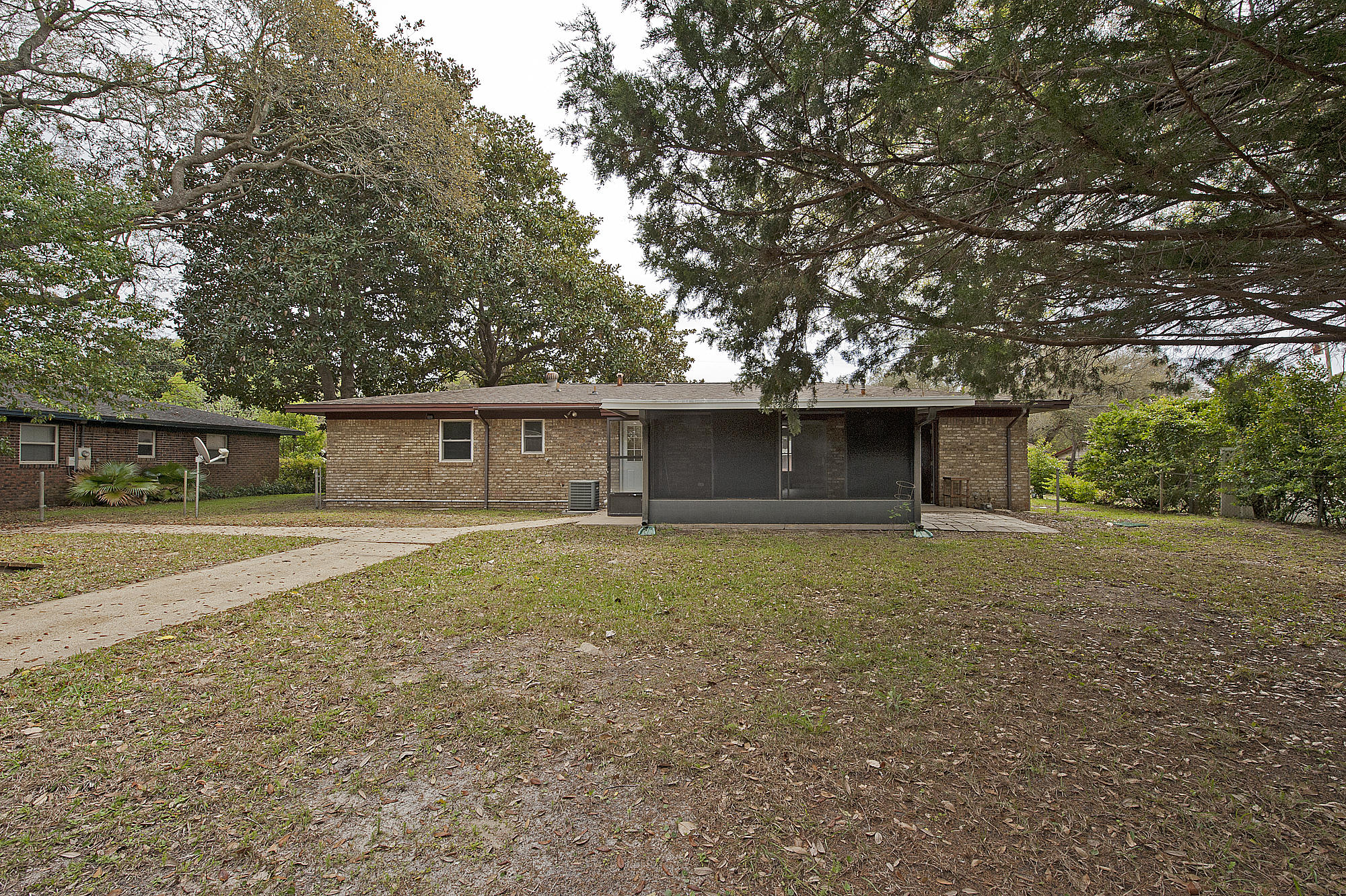 MIRAMAR ESTATES 1ST ADDN - Residential