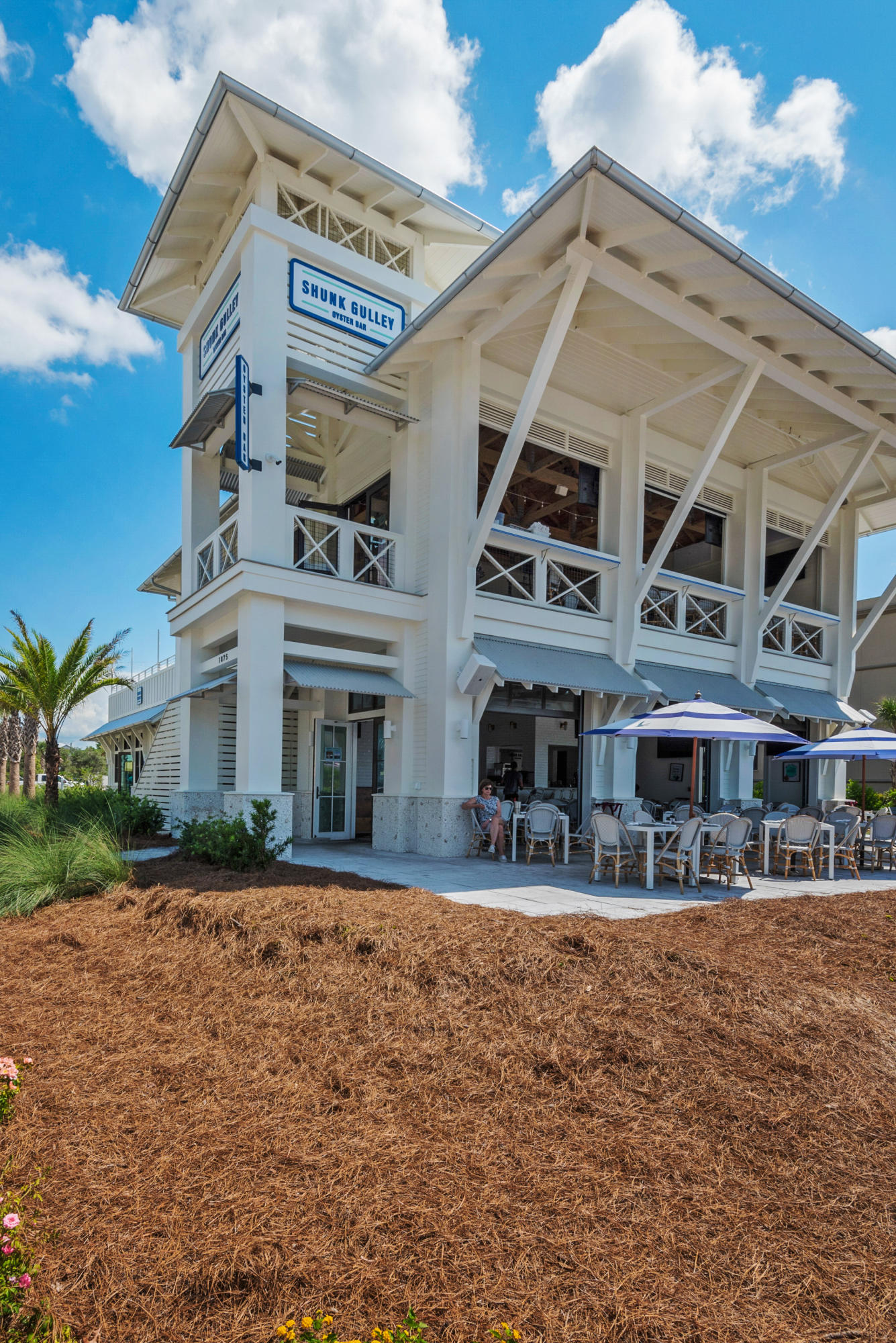 GULF PLACE RESIDENCES - Residential