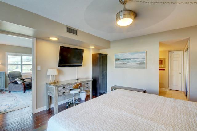 EL MATADOR CONDO - Residential