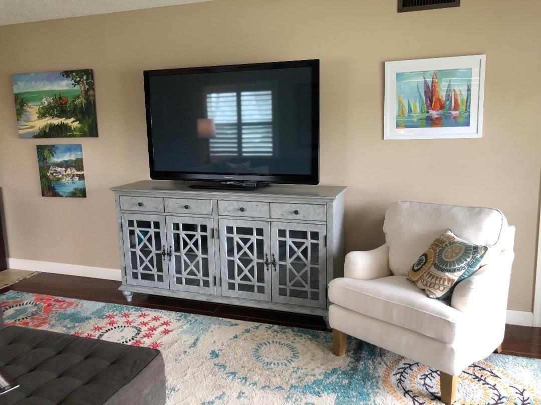 EL MATADOR CONDO - Residential