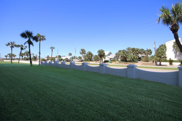 EL MATADOR CONDO - Residential