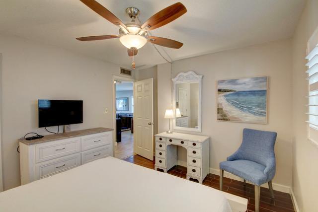 EL MATADOR CONDO - Residential