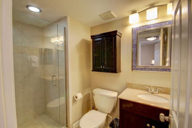 EL MATADOR CONDO - Residential