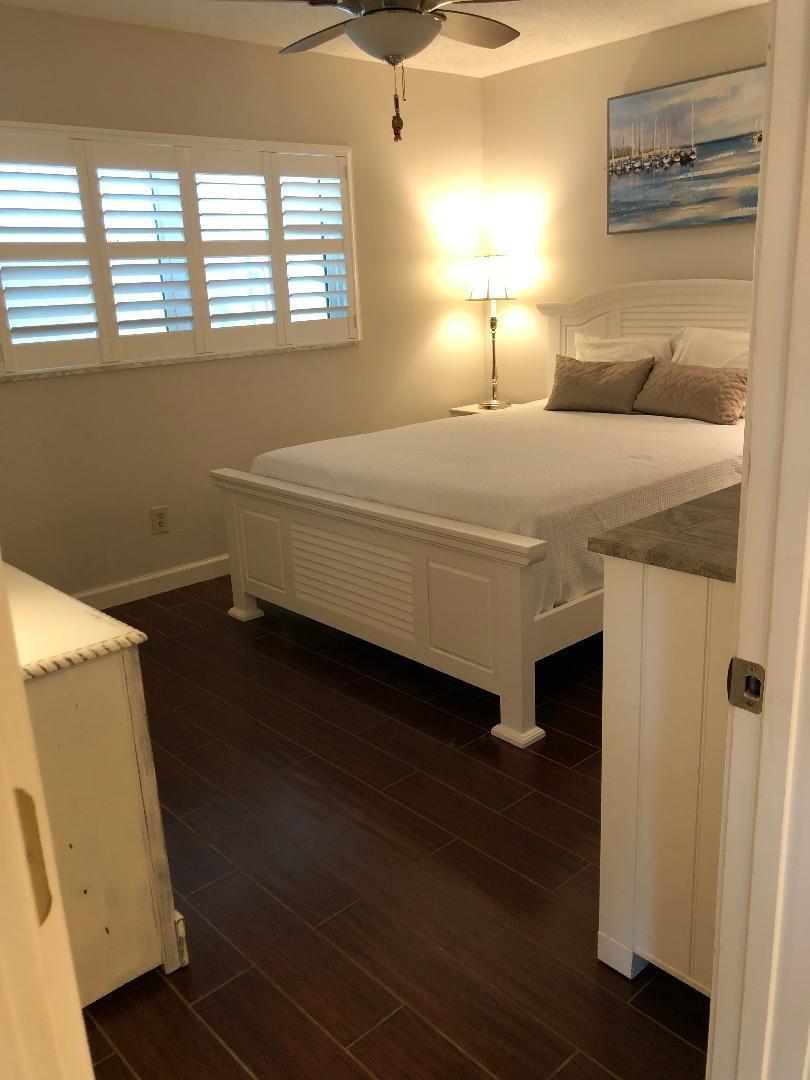 EL MATADOR CONDO - Residential