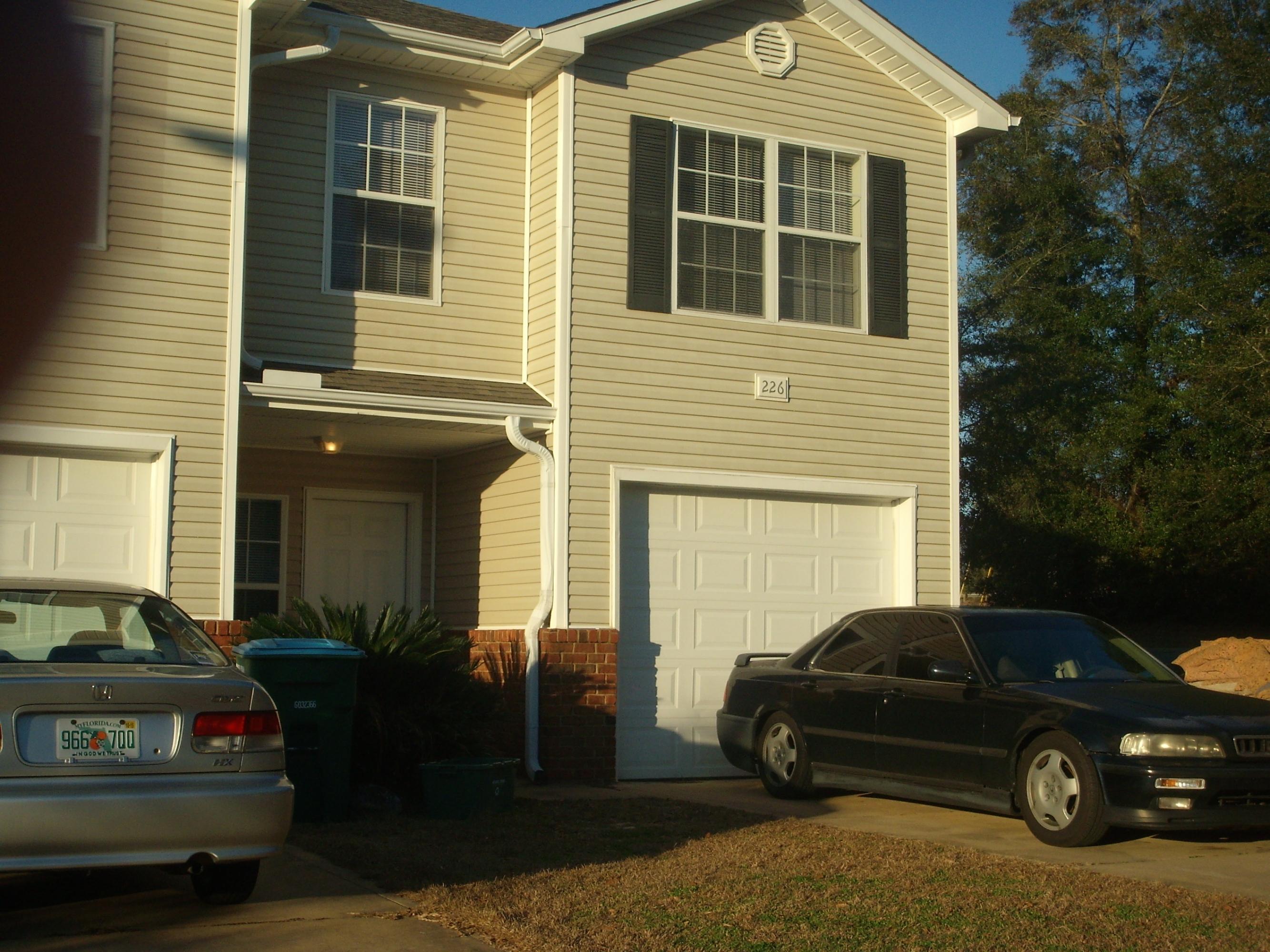 SHILOH PLACE T/H - Residential Lease