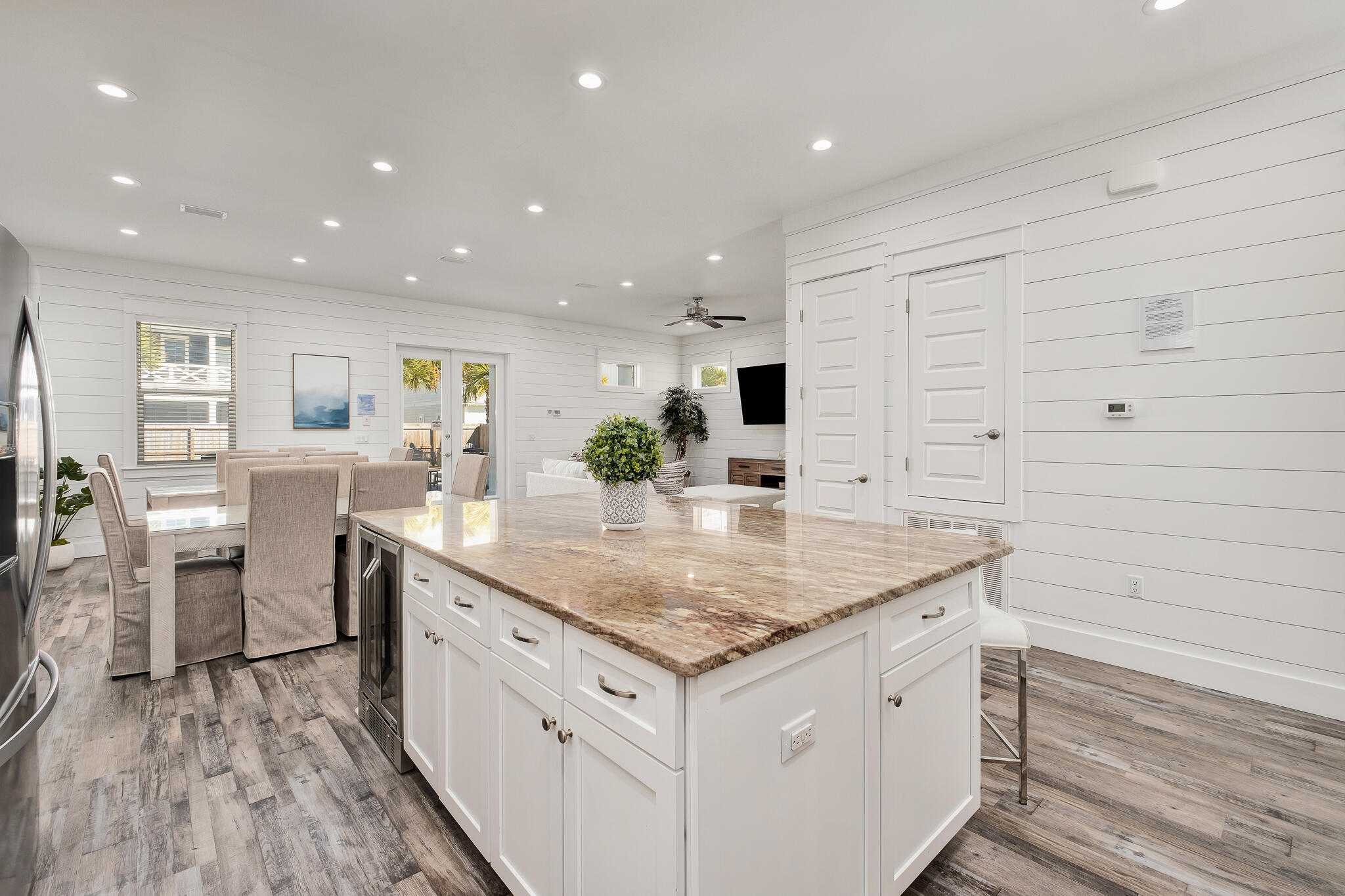 FRANGISTA BEACH 1ST ADDN - Residential