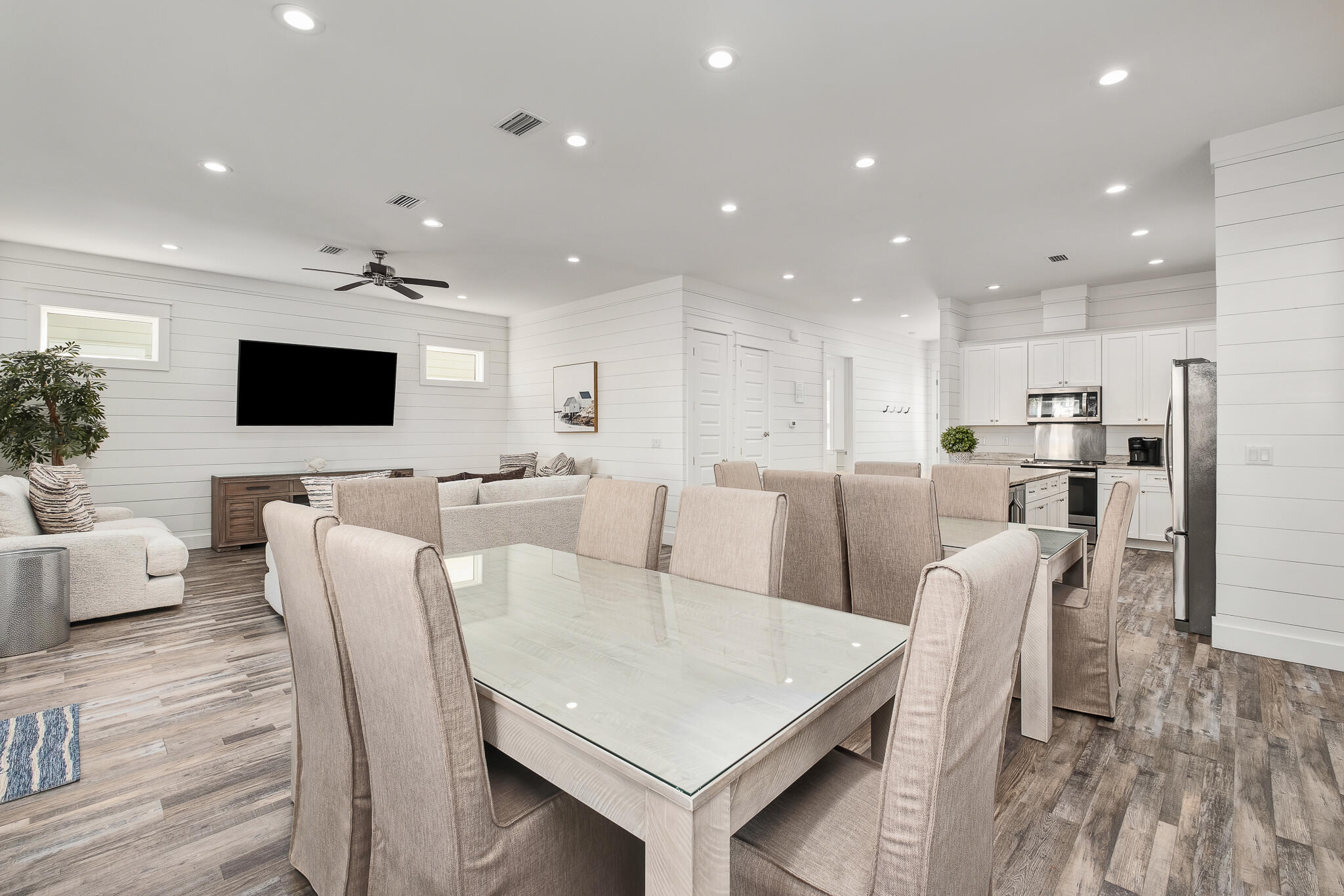 FRANGISTA BEACH 1ST ADDN - Residential