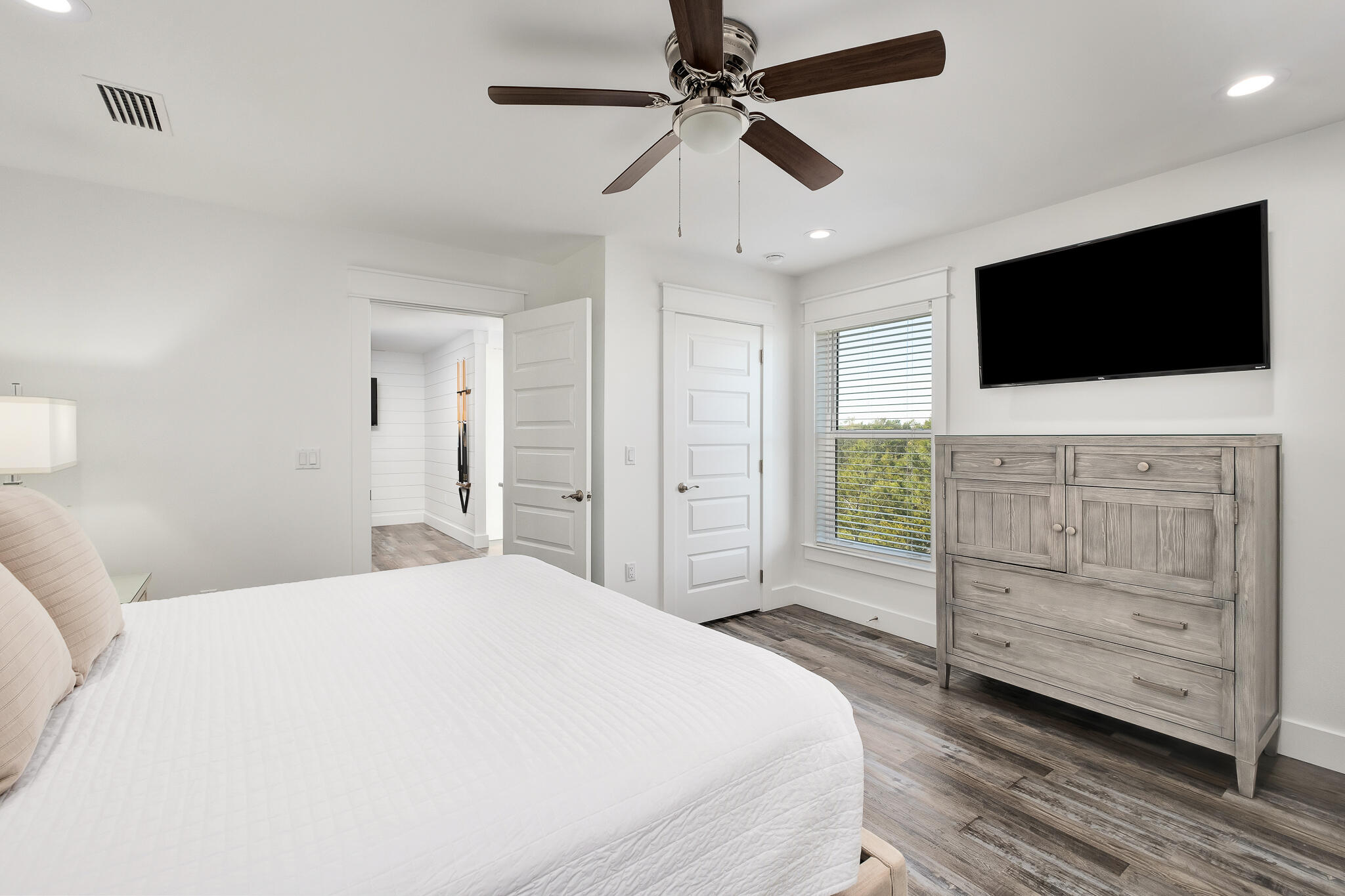 FRANGISTA BEACH 1ST ADDN - Residential