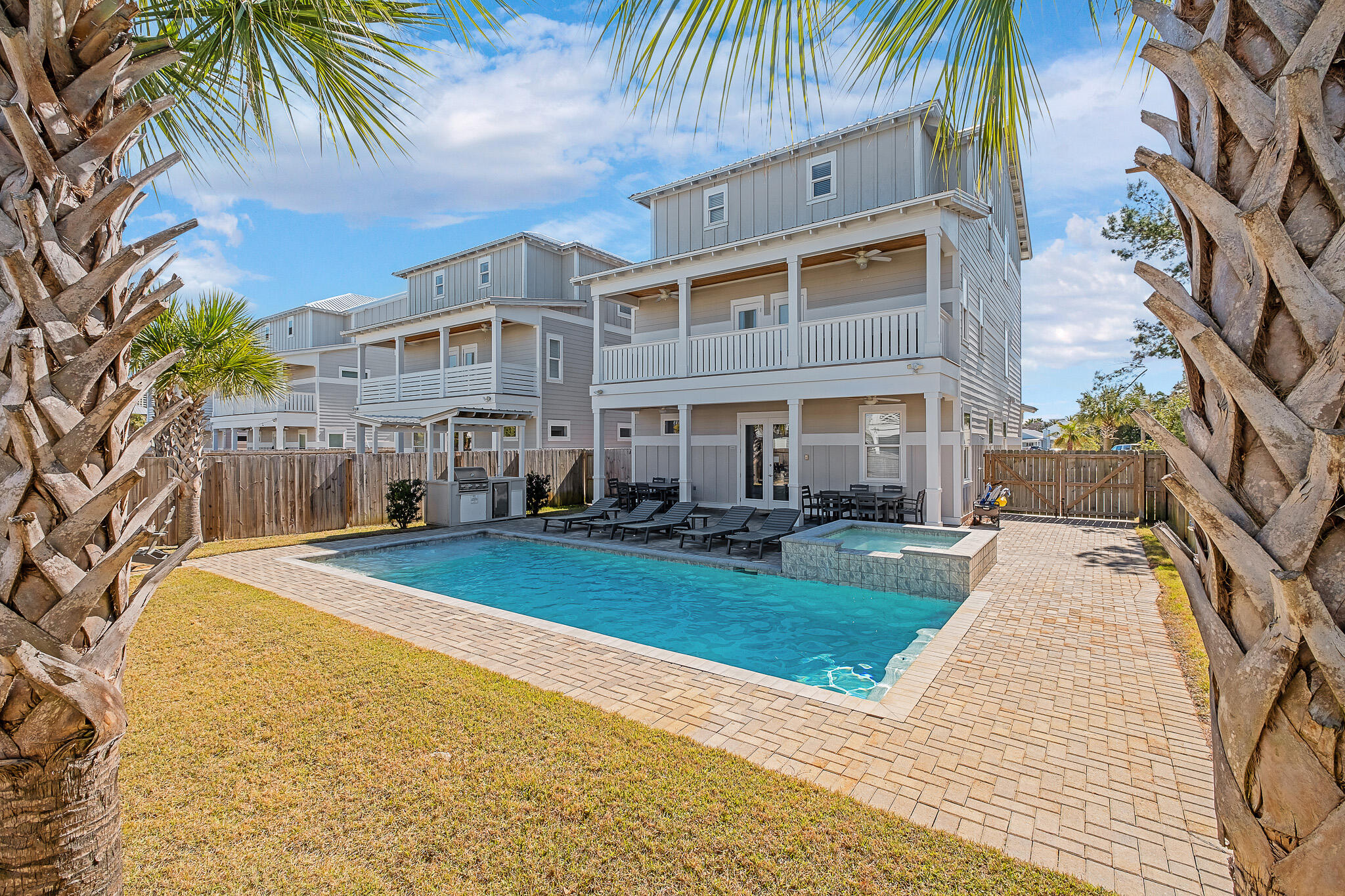 FRANGISTA BEACH 1ST ADDN - Residential