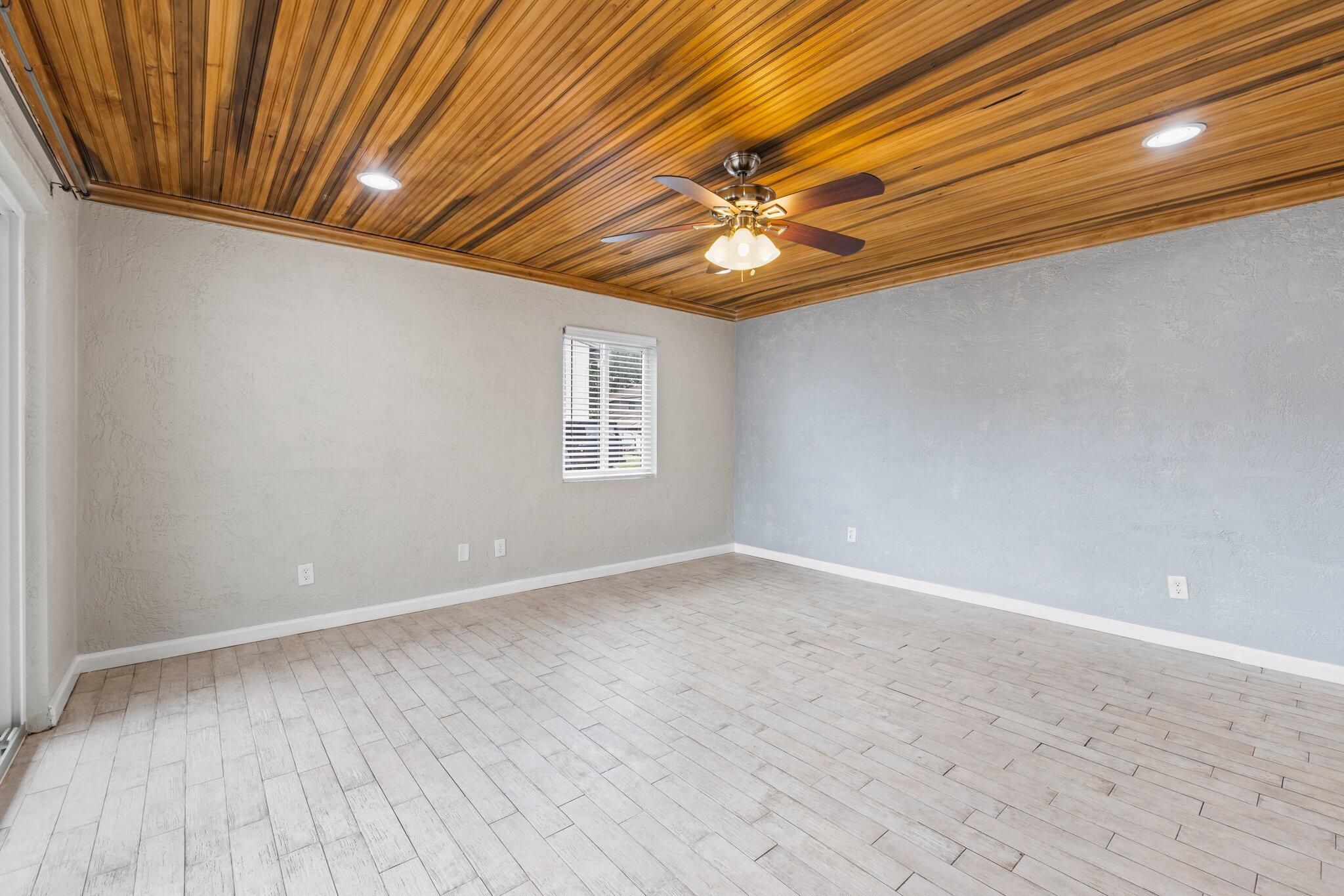 Palisades Condo Ph 1 - Residential