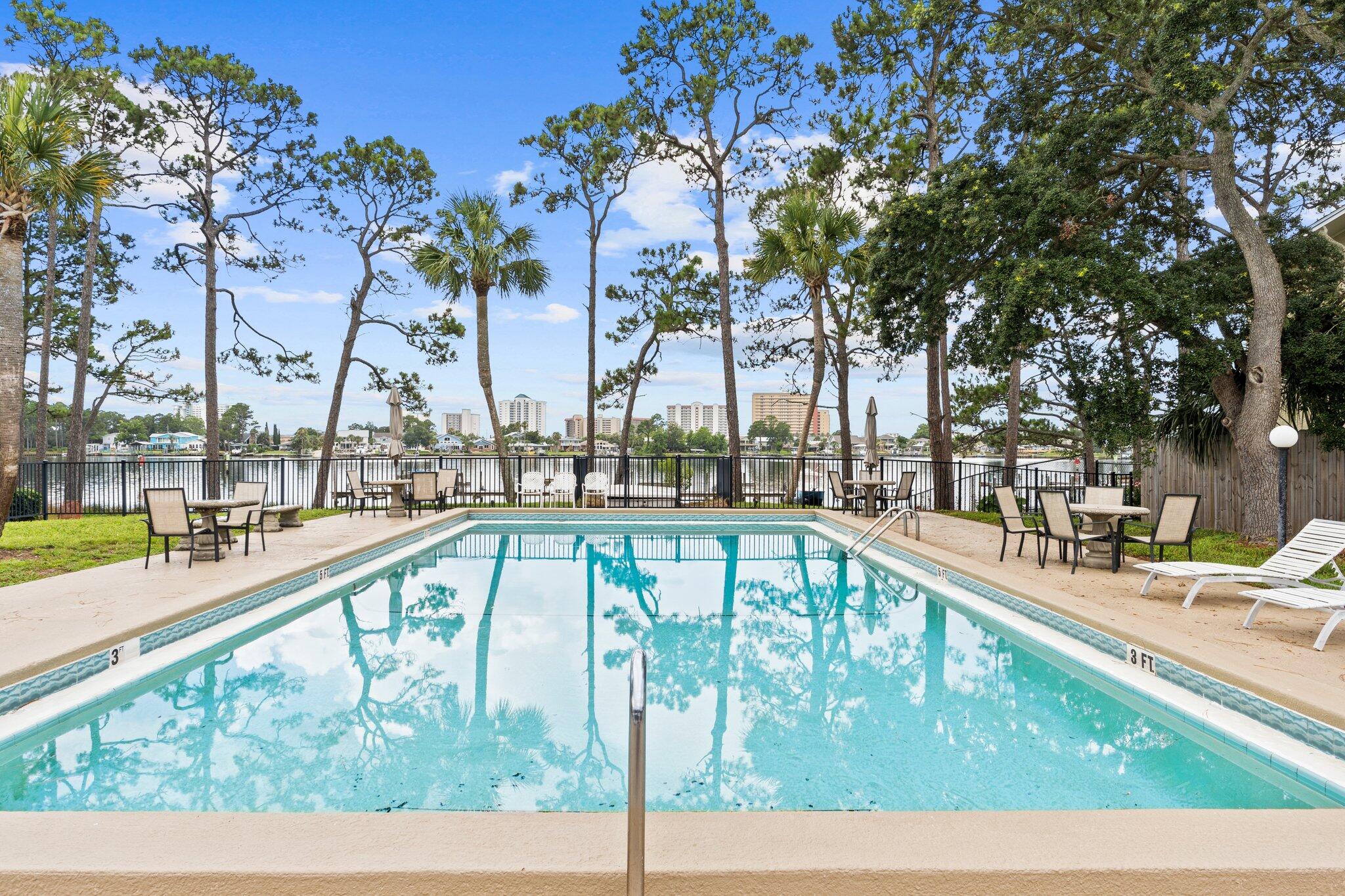 Palisades Condo Ph 1 - Residential