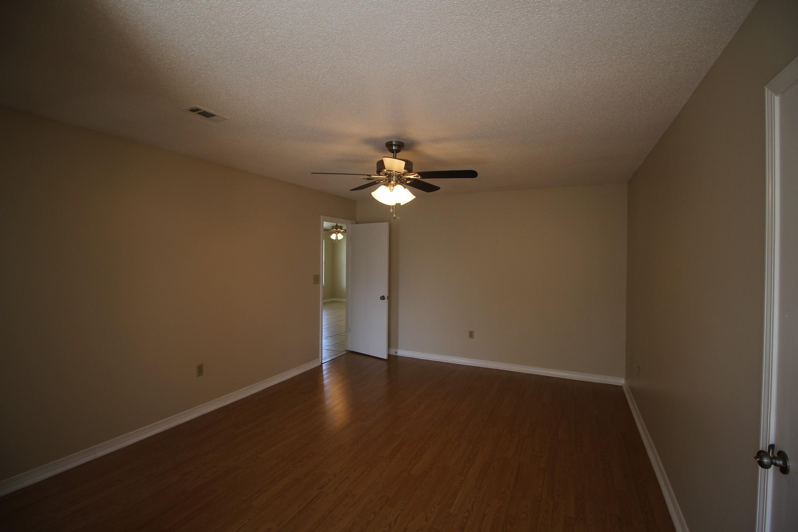 COUNTRYVIEW ESTATES 3RD ADDN - Residential