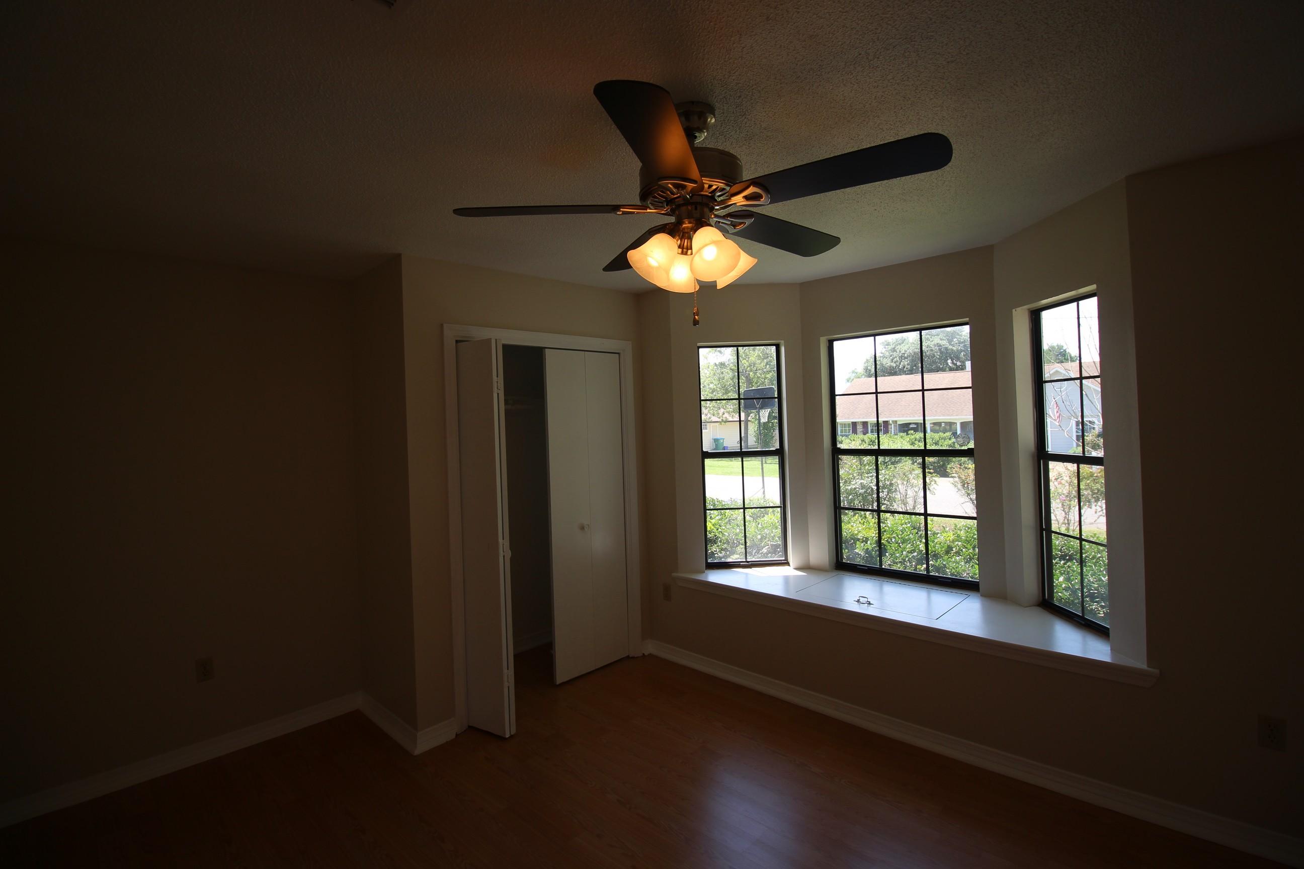 COUNTRYVIEW ESTATES 3RD ADDN - Residential