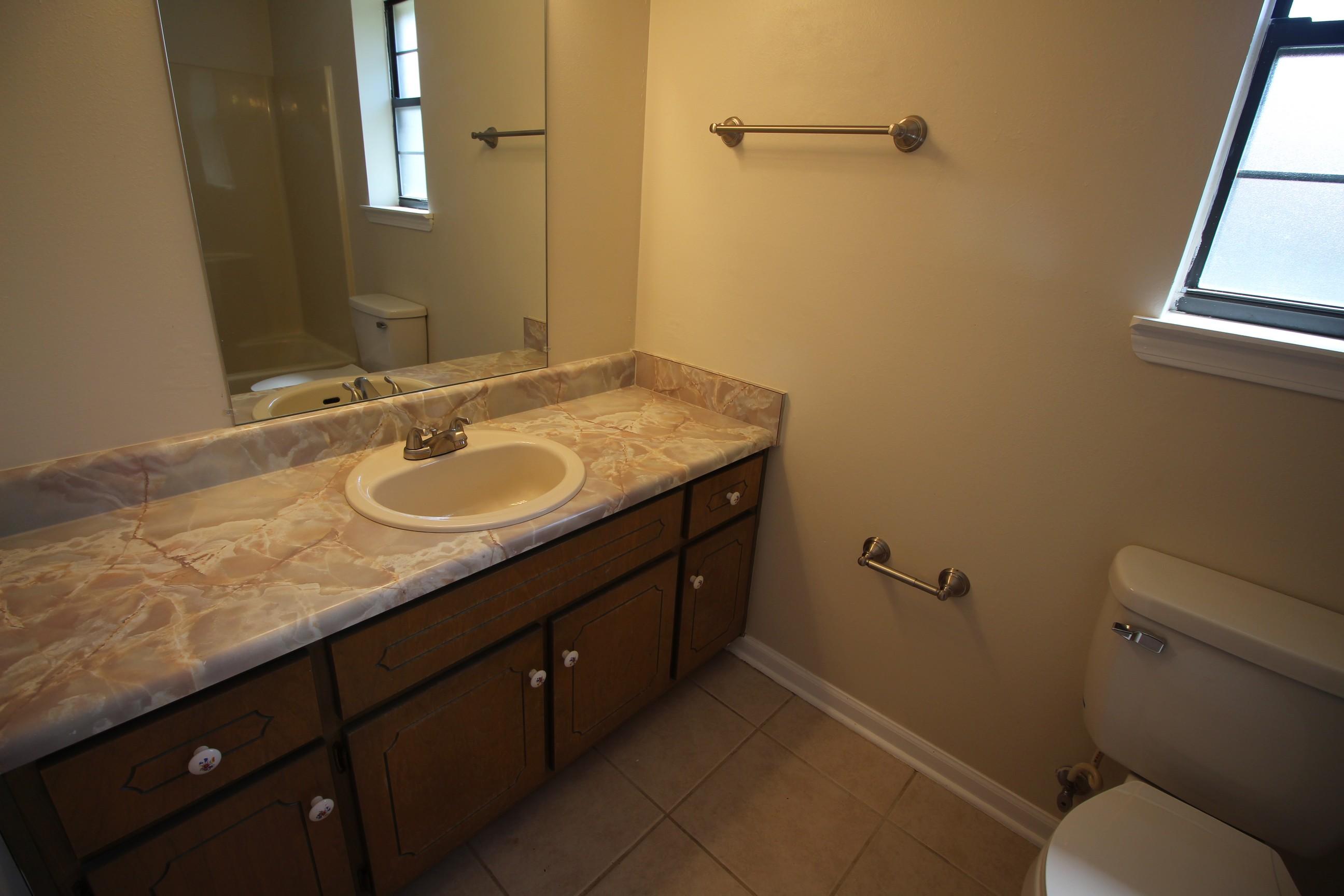 COUNTRYVIEW ESTATES 3RD ADDN - Residential