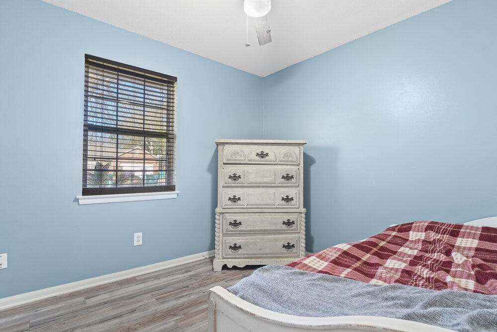 GARNIERS BEACH 5TH - Residential