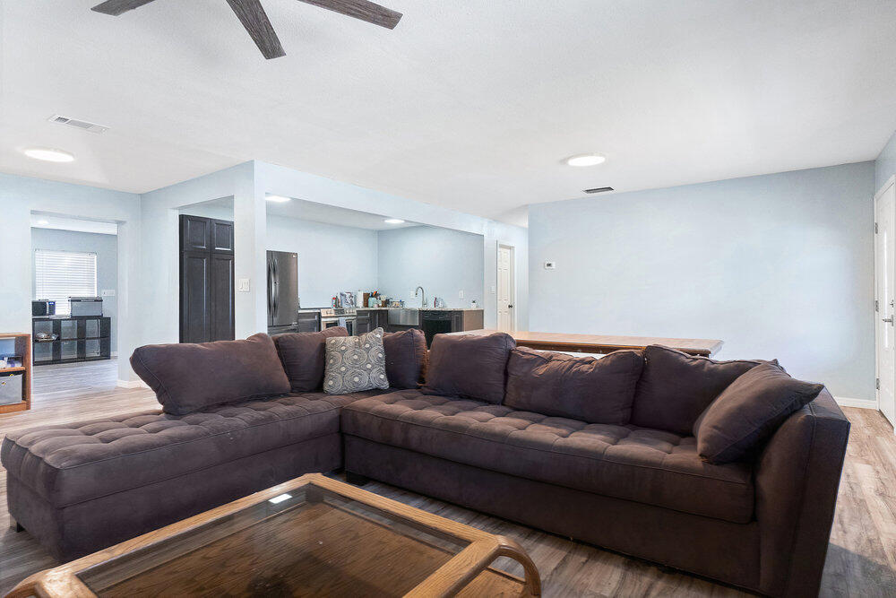 GARNIERS BEACH 5TH - Residential