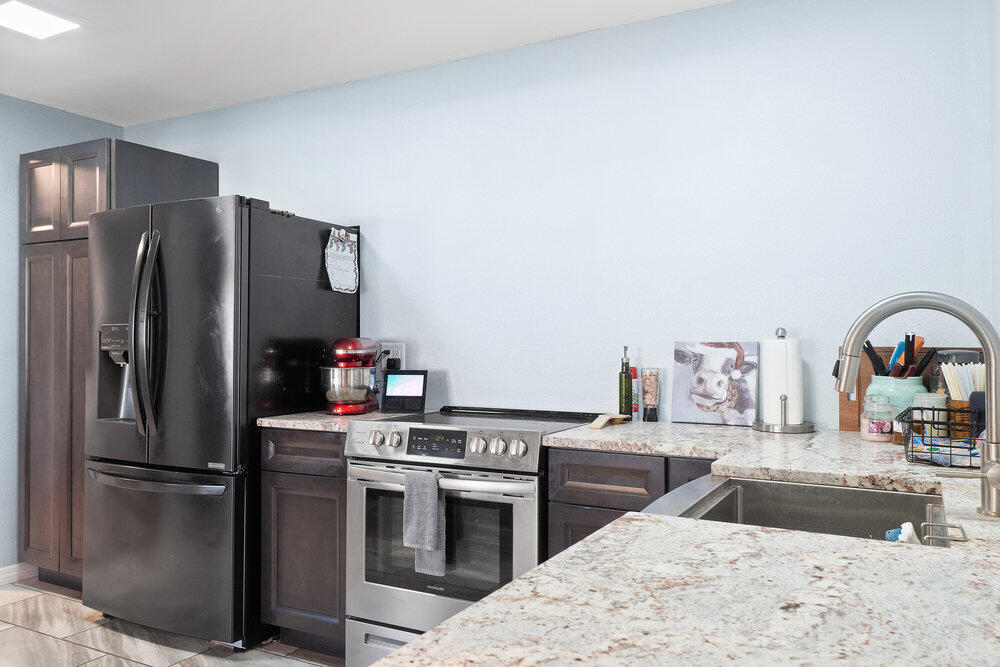 GARNIERS BEACH 5TH - Residential