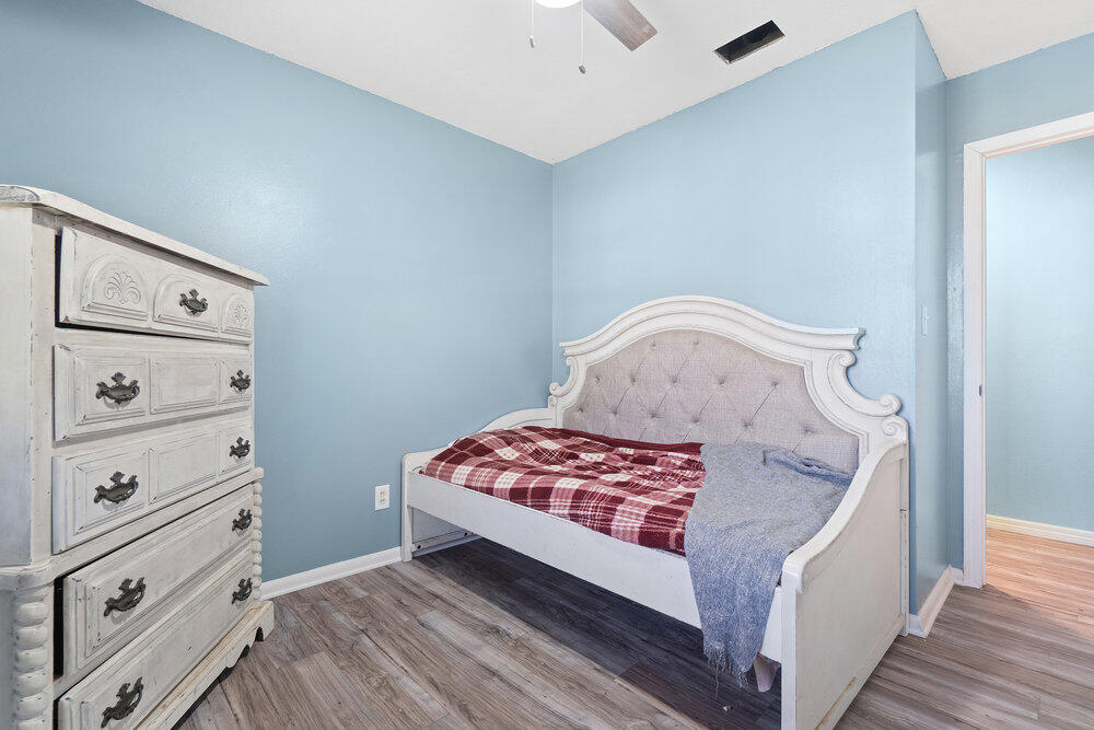 GARNIERS BEACH 5TH - Residential