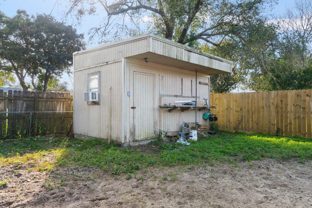 GARNIERS BEACH 5TH - Residential