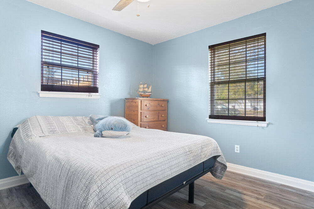 GARNIERS BEACH 5TH - Residential