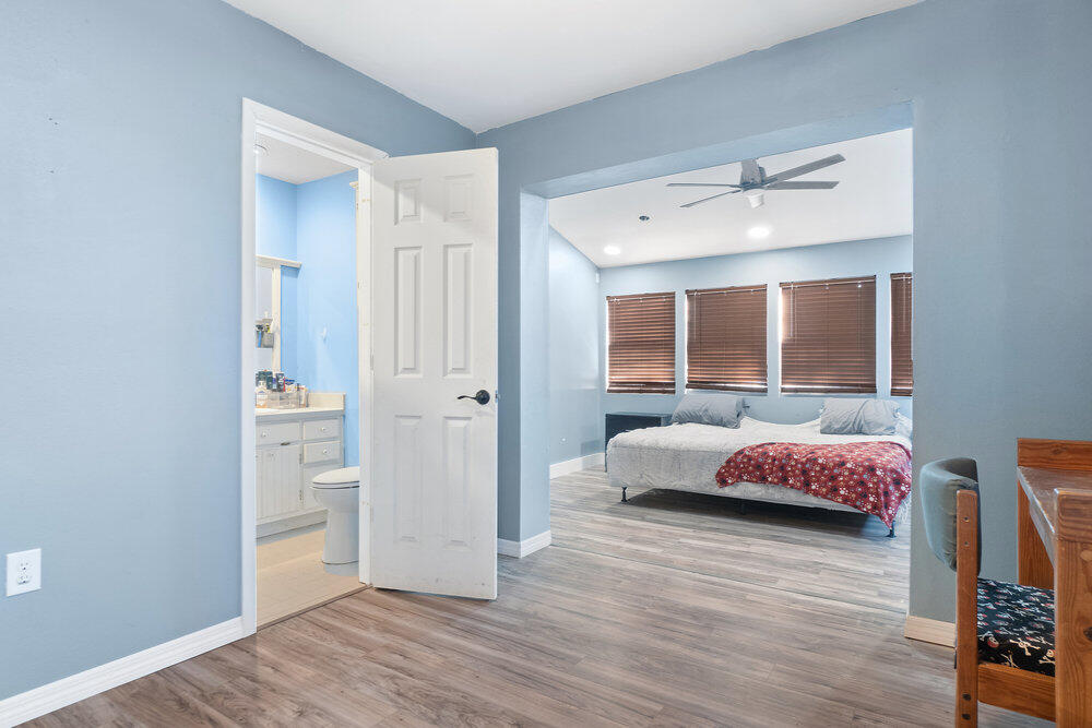 GARNIERS BEACH 5TH - Residential