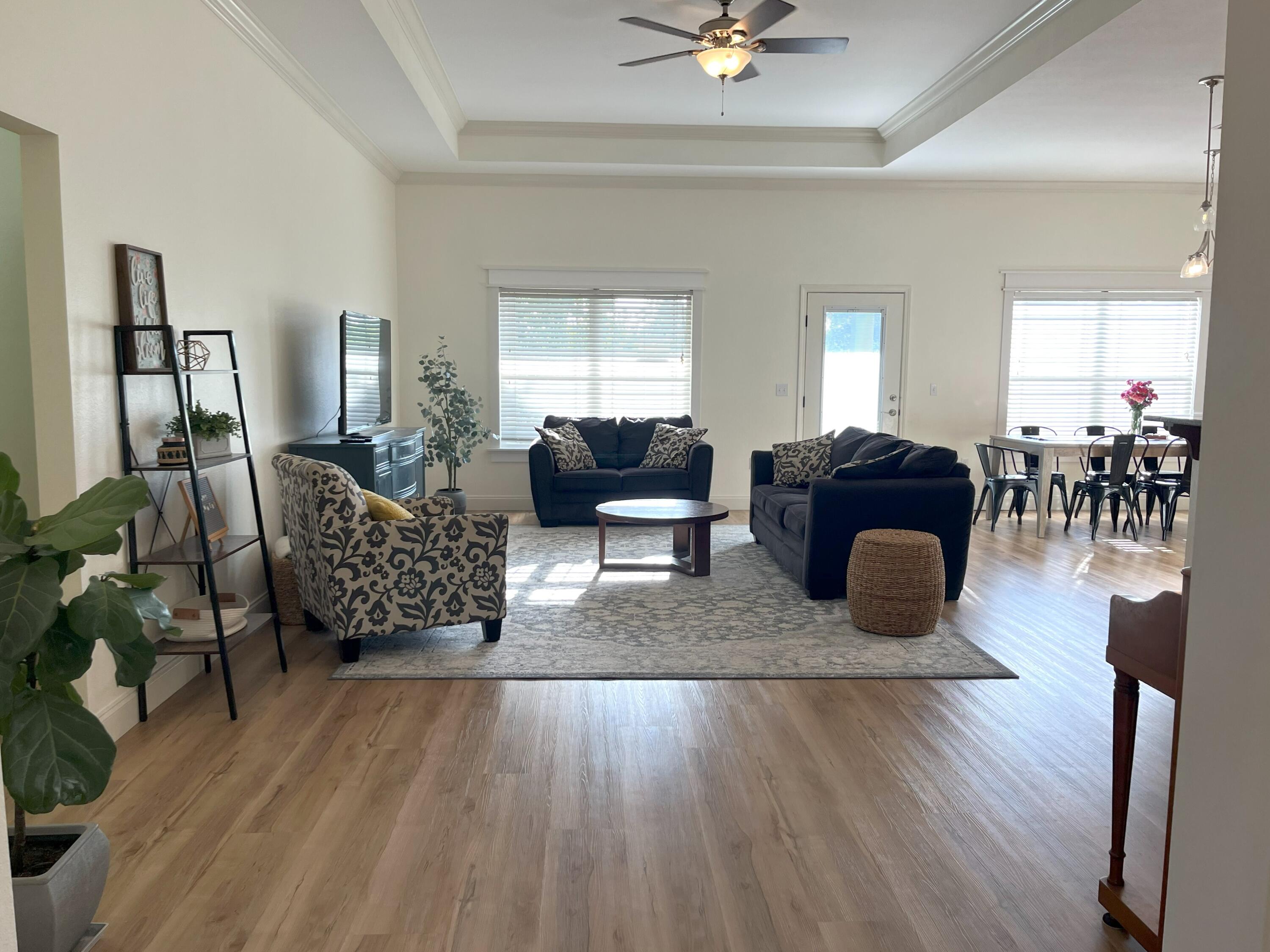 DUGGAN POND ESTATES - Residential Lease