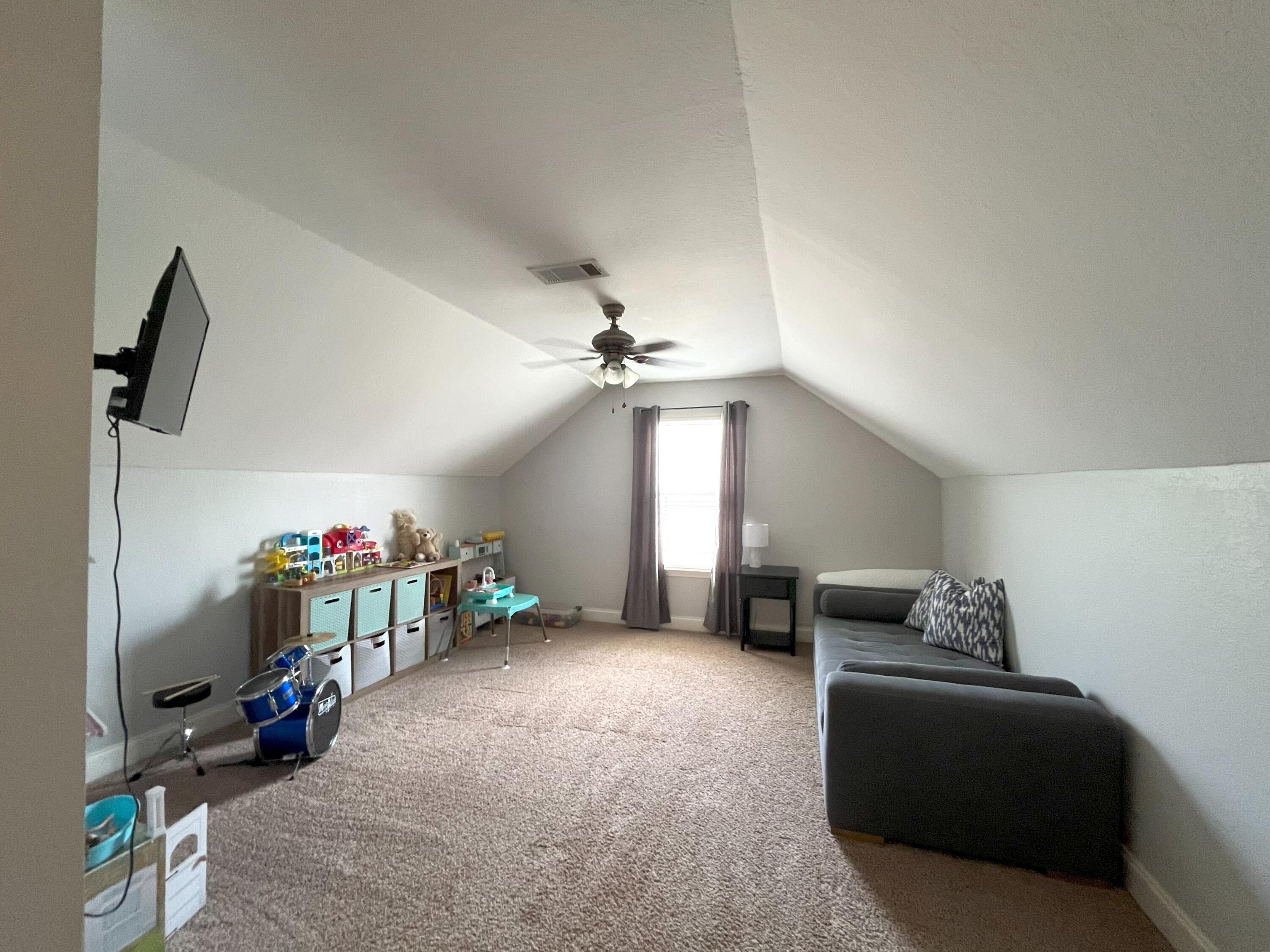 DUGGAN POND ESTATES - Residential Lease